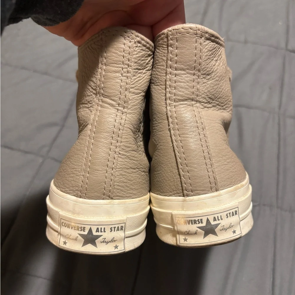 CONVERSE CHUCK TAYLOR High-Top Stone Leather 70 Hi Sneakers Women’s Size 5.5 - Picture 3 of 9
